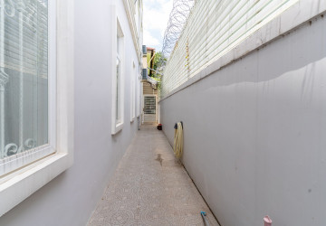 5 Bedroom Commercial Villa For Rent - Boeung Kak 1, Phnom Penh thumbnail