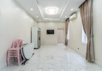 5 Bedroom Commercial Villa For Rent - Boeung Kak 1, Phnom Penh thumbnail