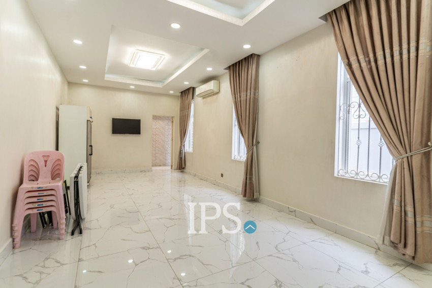 5 Bedroom Commercial Villa For Rent - Boeung Kak 1, Phnom Penh