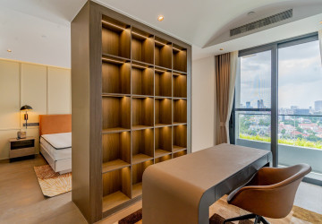 2 Bedroom Serviced Apartment For Rent - Tonle Bassac, Phnom Penh thumbnail