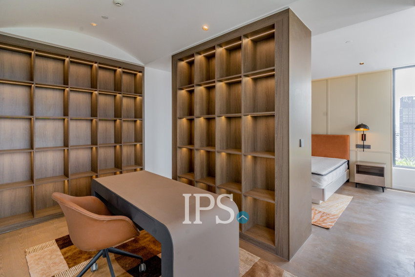 2 Bedroom Serviced Apartment For Rent - Tonle Bassac, Phnom Penh