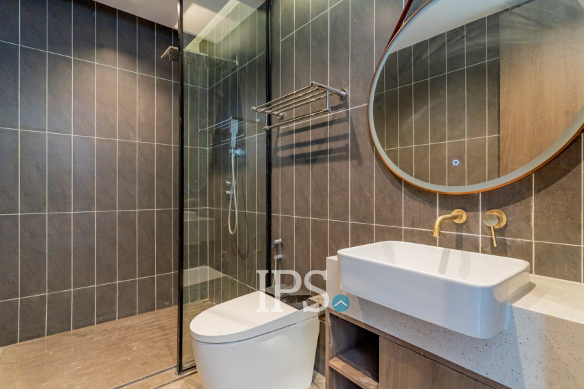 2 Bedroom Serviced Apartment For Rent - Tonle Bassac, Phnom Penh