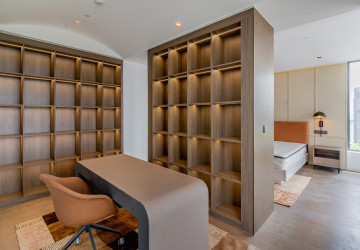 2 Bedroom Serviced Apartment For Rent - Tonle Bassac, Phnom Penh thumbnail