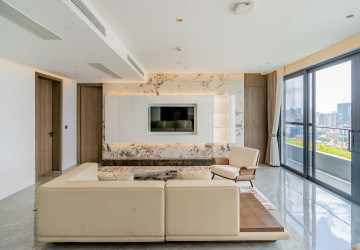 2 Bedroom Serviced Apartment For Rent - Tonle Bassac, Phnom Penh thumbnail