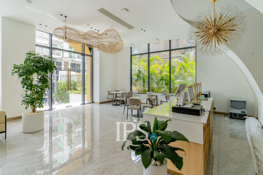 3 Bedroom Penthouse Serviced Apartment For Rent - Tonle Bassac, Phnom Penh