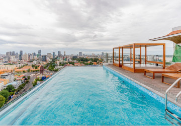 3 Bedroom Penthouse Serviced Apartment For Rent - Tonle Bassac, Phnom Penh thumbnail