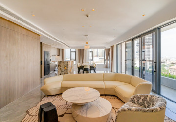 3 Bedroom Penthouse Serviced Apartment For Rent - Tonle Bassac, Phnom Penh thumbnail