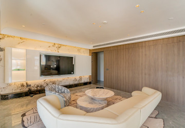 3 Bedroom Penthouse Serviced Apartment For Rent - Tonle Bassac, Phnom Penh thumbnail