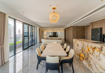 3 Bedroom Penthouse Serviced Apartment For Rent - Tonle Bassac, Phnom Penh thumbnail