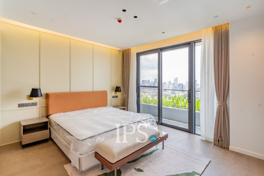 3 Bedroom Penthouse Serviced Apartment For Rent - Tonle Bassac, Phnom Penh