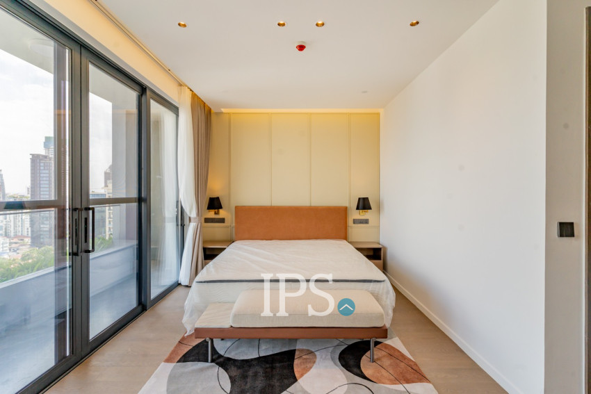 3 Bedroom Penthouse Serviced Apartment For Rent - Tonle Bassac, Phnom Penh