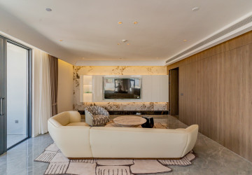 3 Bedroom Penthouse Serviced Apartment For Rent - Tonle Bassac, Phnom Penh thumbnail