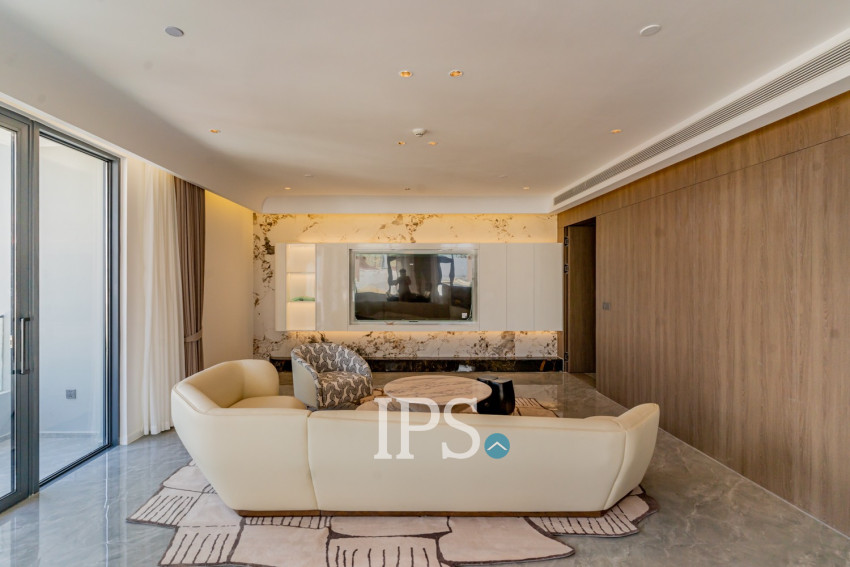 3 Bedroom Penthouse Serviced Apartment For Rent - Tonle Bassac, Phnom Penh