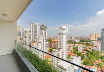 3 Bedroom Penthouse Serviced Apartment For Rent - Tonle Bassac, Phnom Penh thumbnail