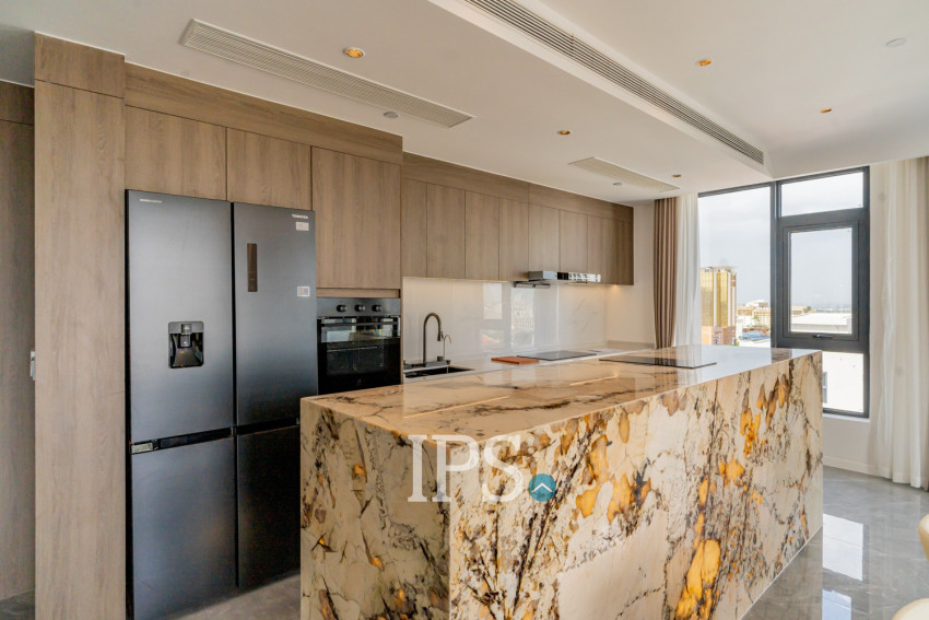 3 Bedroom Penthouse Serviced Apartment For Rent - Tonle Bassac, Phnom Penh