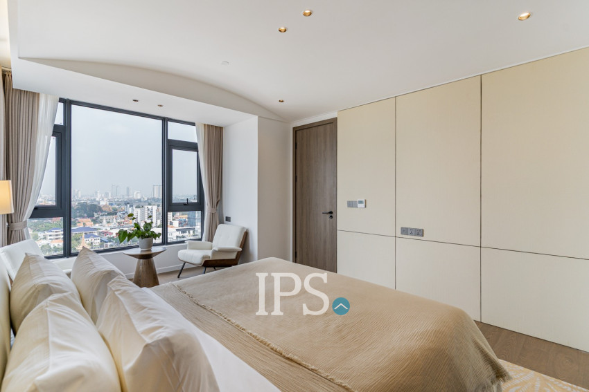 3 Bedroom Serviced Penthouse For Rent - Tonle Bassac, Phnom Penh