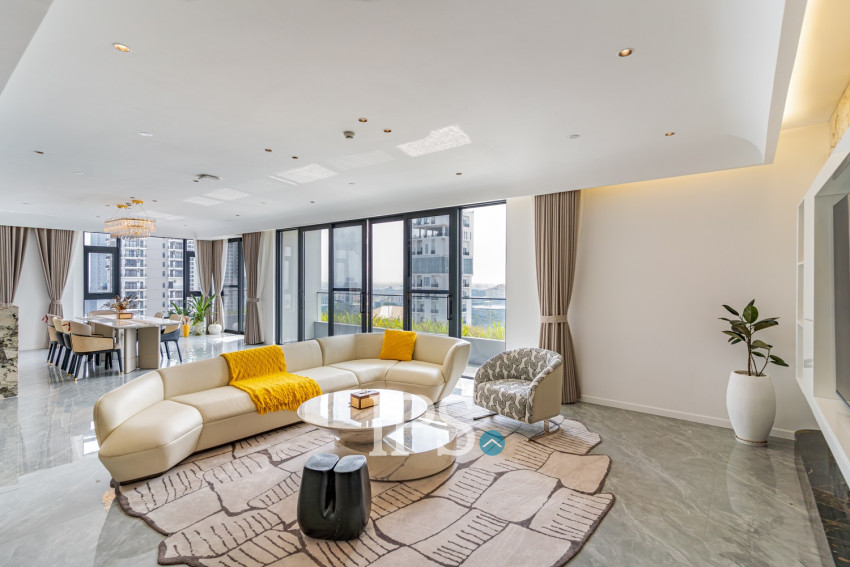 3 Bedroom Serviced Penthouse For Rent - Tonle Bassac, Phnom Penh