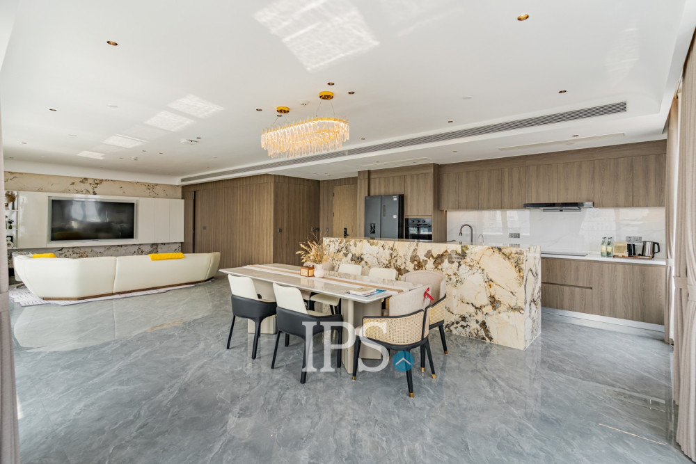 3 Bedroom Serviced Penthouse For Rent - Tonle Bassac, Phnom Penh - Image 13