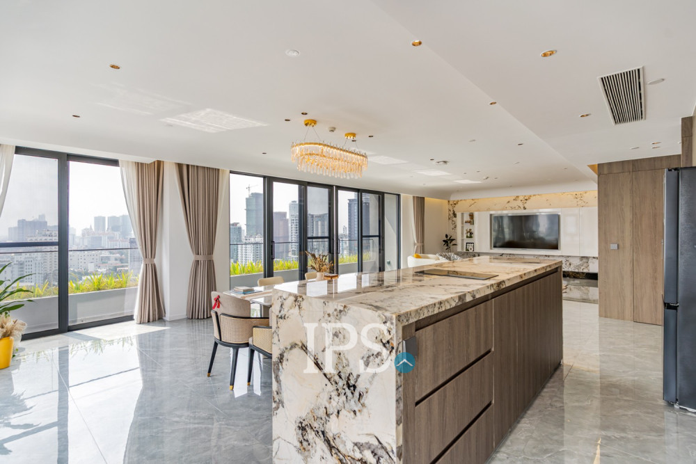 3 Bedroom Serviced Penthouse For Rent - Tonle Bassac, Phnom Penh - Image 15