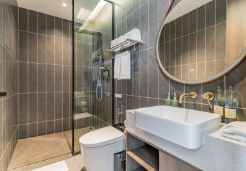 3 Bedroom Serviced Penthouse For Rent - Tonle Bassac, Phnom Penh thumbnail