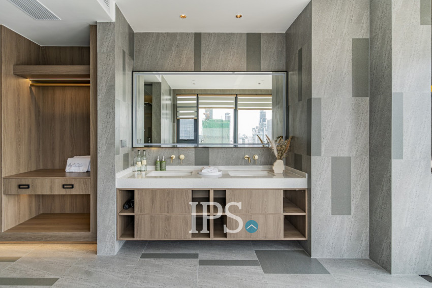 3 Bedroom Serviced Penthouse For Rent - Tonle Bassac, Phnom Penh