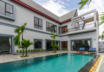 4 Bedroom Villa For Rent - Chreav, Siem Reap thumbnail