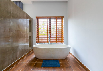 4 Bedroom Villa For Rent - Chreav, Siem Reap thumbnail