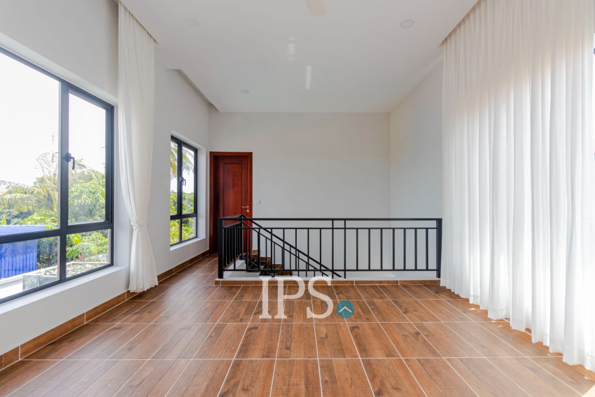 4 Bedroom Villa For Rent - Chreav, Siem Reap