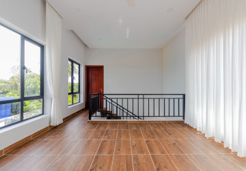 4 Bedroom Villa For Rent - Chreav, Siem Reap thumbnail