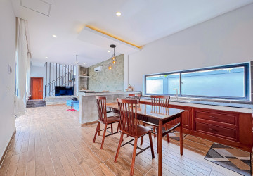 4 Bedroom Villa For Rent - Chreav, Siem Reap thumbnail