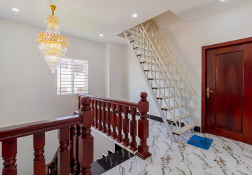 6 Bedroom House For Rent - Svay Dangkum, Siem Reap thumbnail