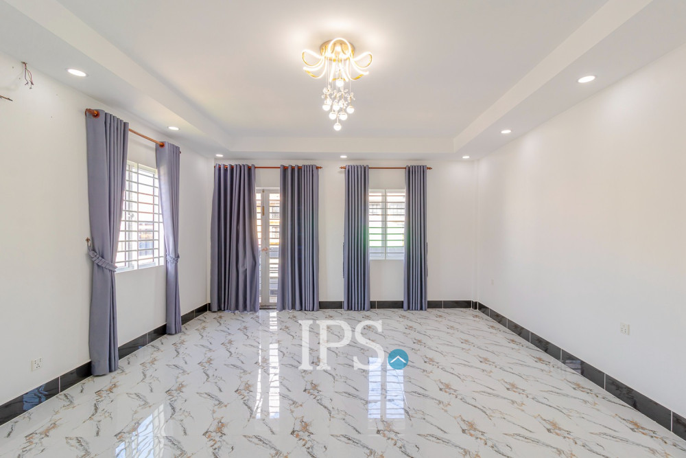 6 Bedroom House For Rent - Svay Dangkum, Siem Reap - Image 15