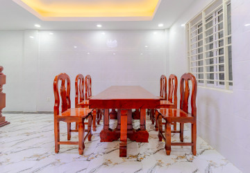6 Bedroom House For Rent - Svay Dangkum, Siem Reap thumbnail