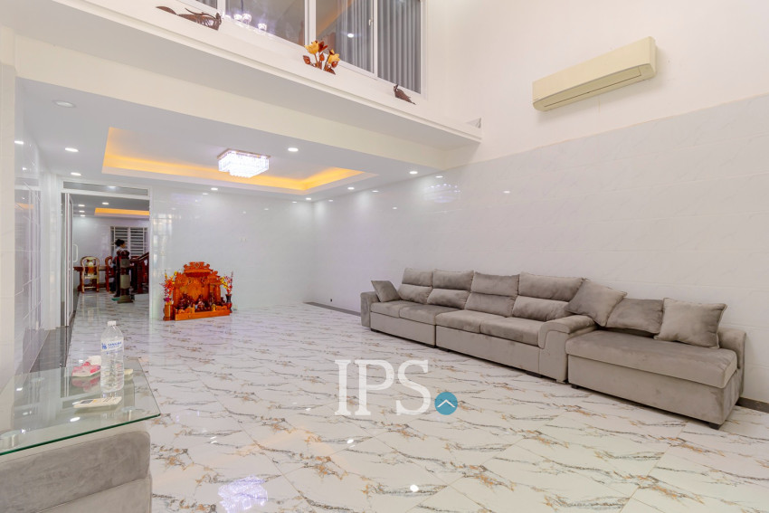 6 Bedroom House For Rent - Svay Dangkum, Siem Reap