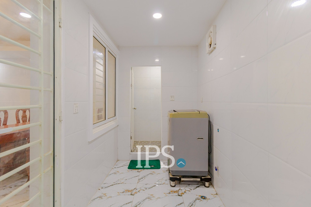 6 Bedroom House For Rent - Svay Dangkum, Siem Reap - Image 20
