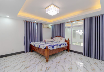 6 Bedroom House For Rent - Svay Dangkum, Siem Reap thumbnail