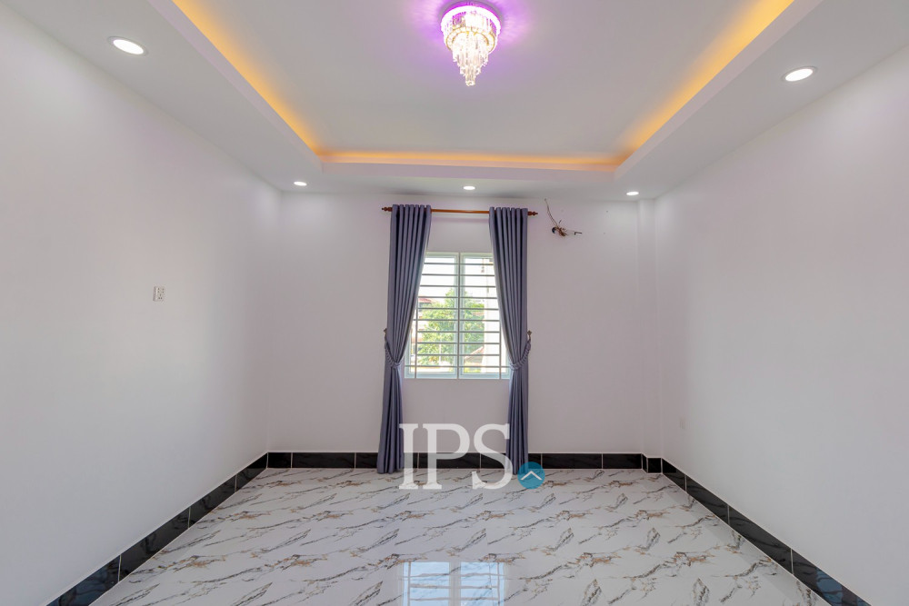 6 Bedroom House For Rent - Svay Dangkum, Siem Reap - Image 19