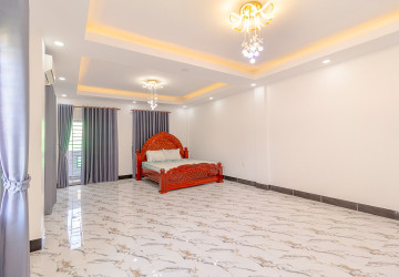 6 Bedroom House For Rent - Svay Dangkum, Siem Reap thumbnail