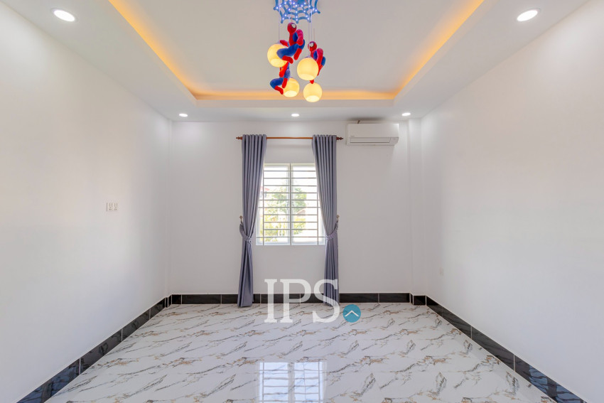6 Bedroom House For Rent - Svay Dangkum, Siem Reap
