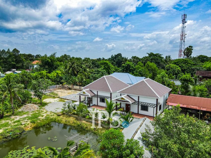 3,850 Sqm Land For Rent - Sangkat Siem Reap, Siem Reap