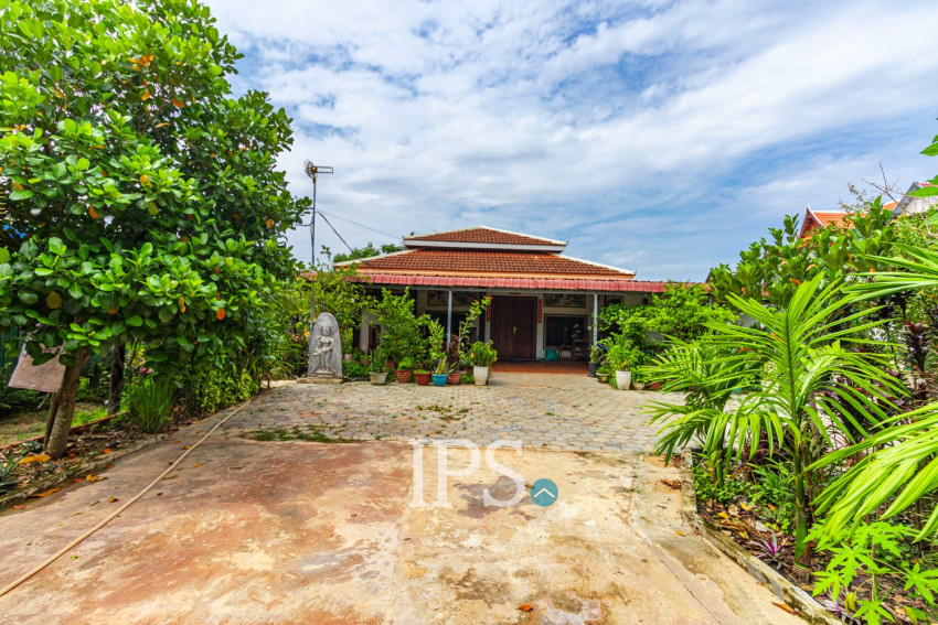 3,850 Sqm Land For Rent - Sangkat Siem Reap, Siem Reap