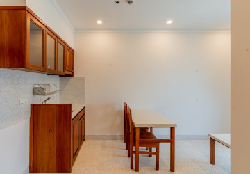 1 Bedroom Serviced Apartment For Rent - Toul Svay Prey 1, Phnom Penh thumbnail
