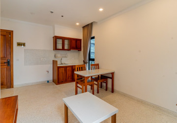 1 Bedroom Serviced Apartment For Rent - Toul Svay Prey 1, Phnom Penh thumbnail