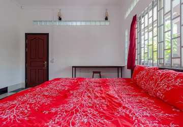 1 Bedroom Apartment For Rent - Sala Kamreuk, Siem Reap thumbnail