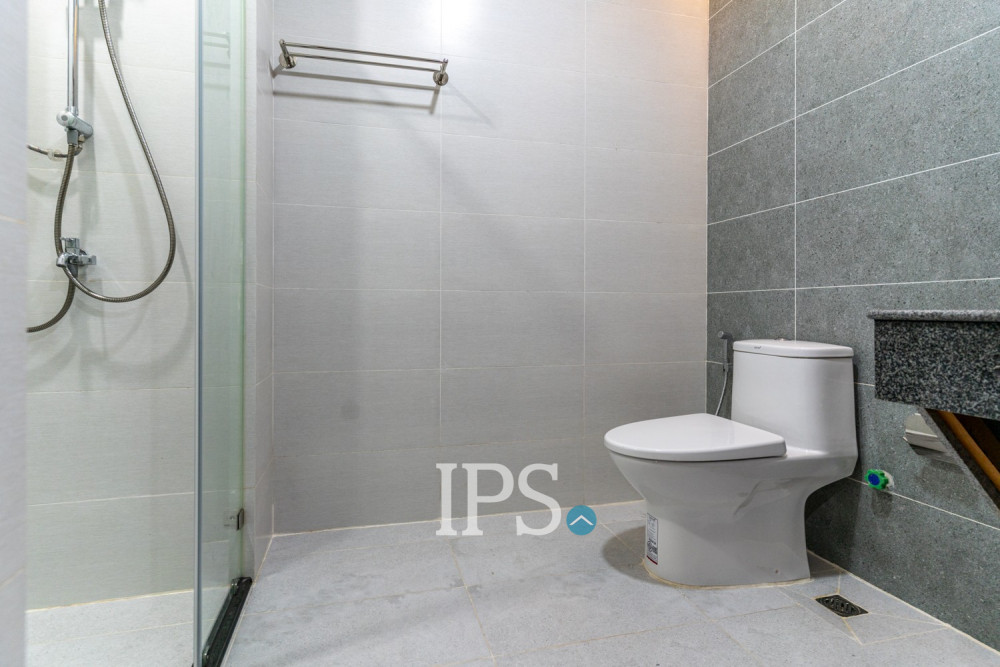 48 Sqm Studio Serviced Apartment For Rent - Tuek Thla, Phnom Penh - Image 13