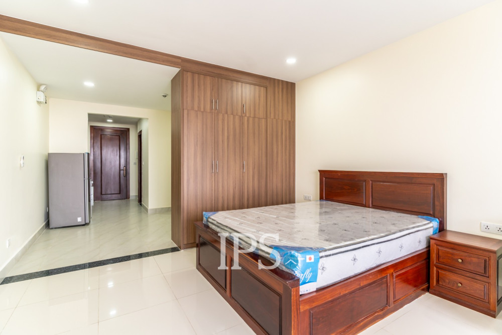 48 Sqm Studio Serviced Apartment For Rent - Tuek Thla, Phnom Penh - Image 4
