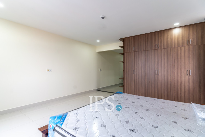 62 Sqm Studio Serviced Apartment For Rent - Tuek Thla, Phnom Penh