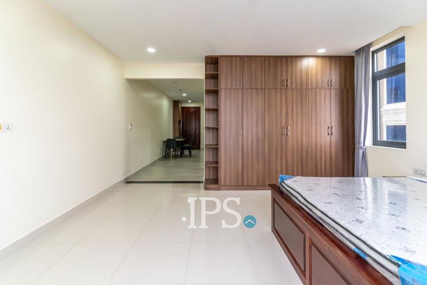 62 Sqm Studio Serviced Apartment For Rent - Tuek Thla, Phnom Penh