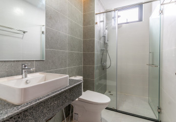 1 Bedroom Serviced Apartment For Rent - Tuek Thla, Phnom Penh thumbnail