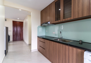2 Bedroom Serviced Apartment For Rent - Tuek Thla, Phnom Penh thumbnail